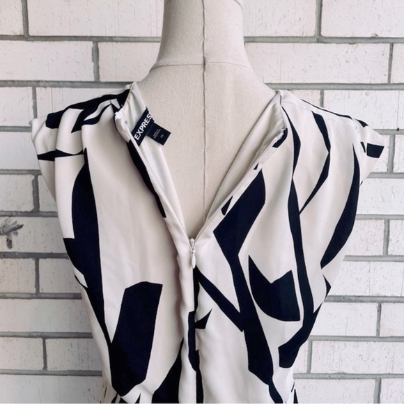Express Sleeveless Abstract Print Draped Mini Sheath Midi Dress V-Neck Wrap Top - Picture 10 of 16